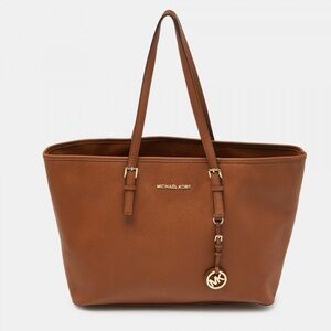 Michael Kors Brown Leather Jet Set Shopper Tote